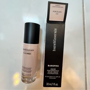 Bare Minerals Barepro 24 hour porcelain foundation. Brand new, never opened